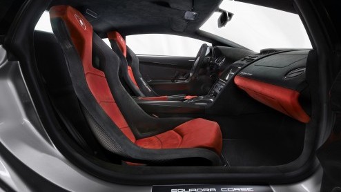 Lamborghini Gallardo LP 570-4 Squadra Corse extra sportief uitgevoerd.