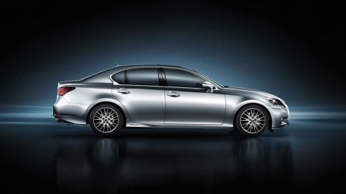 De Lexus GS 300h Hybrid beleeft op de IAA zijn Europese premire als model onder de GS 450h Hybrid. De GS 300h Hybrid is per direct te bestellen vanaf 46.390 euro.
