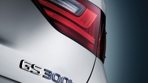 Lexus introduceert GS 300h met de aandrijflijn uit de IS 300h. Nog zuiniger dan GS 450h en weer 20% bijtelling