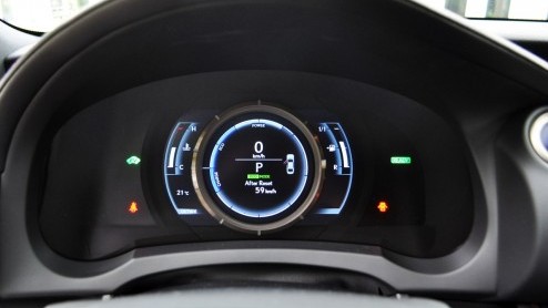 Autotest Lexus IS300h. Rijtest van de hybride-aangedreven IS 300h met 20% bijtelling.