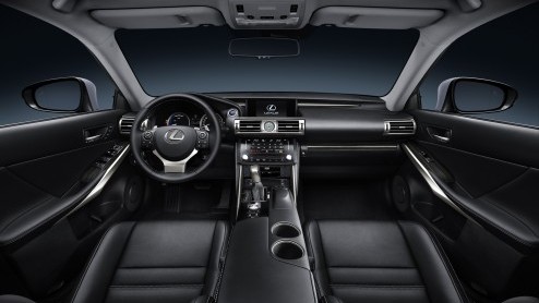 Nieuwe Lexus IS300h hybride sedan binnenkort leverbaar vanaf 36.990 euro.
