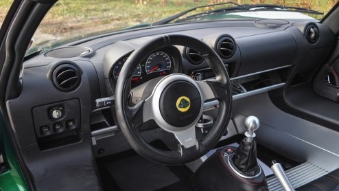 Autotest Lotus Evora S Sports Racer en Lotus Exige S. Beiden met een 3.5 liter V6, maar qua rijden een wereld van verschil.