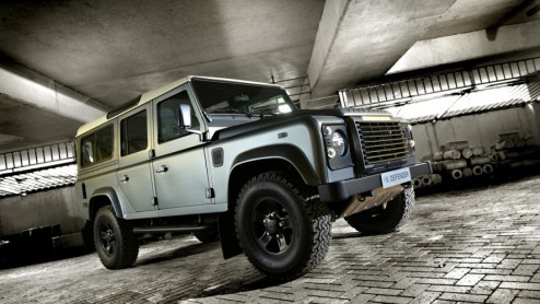 Opnieuw heeft de samenwerking tussen Land Rover en Piet Boon een uniek model opgeleverd: de Land Rover Defender 110 by Piet Boon. Bij voldoende belangstelling wordt een gelimiteerde serie in de showro