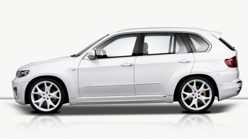 Voor velen een onbekende speler, maar het resultaat is er niet minder om. Lumma Design komt met de CLR X530. Een ietwat cryptische omschrijving voor een opgepepte BMW X5. Beide dieselmotoren zijn onde