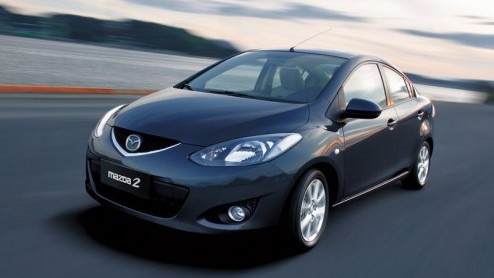 Compacte sedans zijn in ons land nooit echt populair geweest. Dat de nieuwe Mazda 2 sedan dan zelfs niet voor de Europese markt is bedoeld verbaast ons niet. Het merk presenteerde in China deze nieuwk