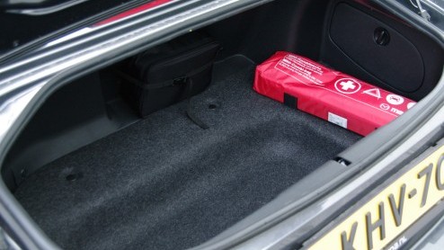 Autotest vernieuwde Mazda MX-5 model 2013 in de smakelijke Hanabi-uitvoering.