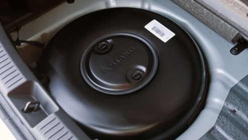Goed nieuws voor degene die in de markt zijn voor een Mazda2. De versie op LPG is even duur als de benzineversie en komt als enige weer in aanmerking voor 14% bijtelling. Vanaf september staat hij bij
