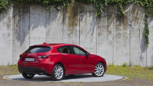 Autotest nieuwe Mazda3 2.0 SkyActiv-G, dwars door Siberi
