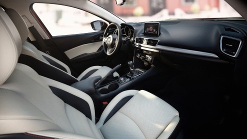 Autotest nieuwe Mazda3 2.0 SkyActiv-G, dwars door Siberi