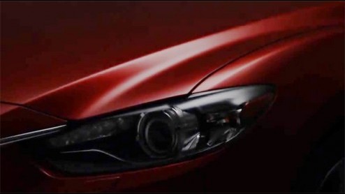 Stukje bij beetje wordt de nieuwe Mazda6 een feit. Om alvast in de stemming te komen geeft het merk korte video's vrij waarbij steeds een deel van de nieuwe middenklasser te zien is.