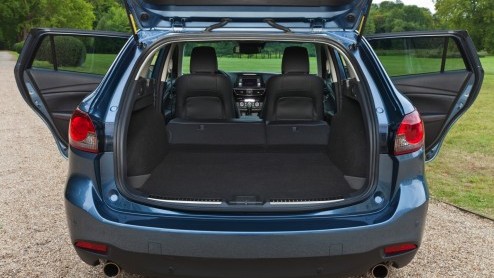 De nieuwe Mazda6 is de tweede nieuwe Mazda ontwikkeld volgens de efficiente SkyActiv-filosofie van het merk. Betekent dat de Mazda6 in navolging van de CX-5 ook het zakelijke segment kan gaan opschudd