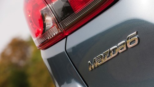 De nieuwe Mazda6 is de tweede nieuwe Mazda ontwikkeld volgens de efficiente SkyActiv-filosofie van het merk. Betekent dat de Mazda6 in navolging van de CX-5 ook het zakelijke segment kan gaan opschudd