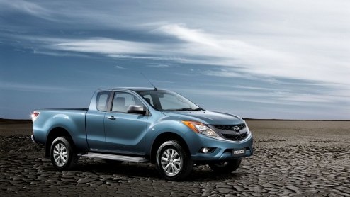 Mazdas nieuwe pick-up BT-50 met enkele cabine is klaar voor zijn onthulling; op de Australian International Motor Show begin juli staat het stoere werkpaard officieel in de schijnwerpers. Fotos en d