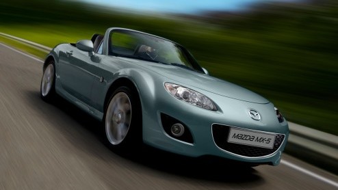 Mazda heeft met dankzij Nederlandse primeurs op de AutoRAI 2011 een MX-5 feestje in petto met het speciale MX-5 Superlight showmodel en de exclusief leverbare MX-5 Kaminari uitvoering. Ook schijnt Maz