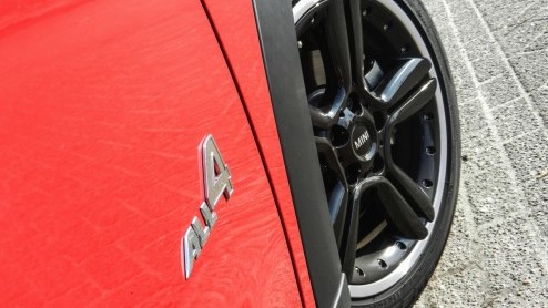 Autotest MINI Paceman Cooper S met ALL4 vierwielaandrijving.
