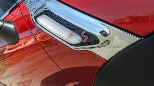 Autotest MINI Paceman Cooper S met ALL4 vierwielaandrijving.
