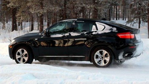 We weten al hoe de BMW X6 er uit ziet, maar dat de X6 ActiveHybrid ook onderweg is is nog een publiek geheim. Een studiemodel zagen wel al eerder op de Frankfurt Motor Show, maar het productiemodel he