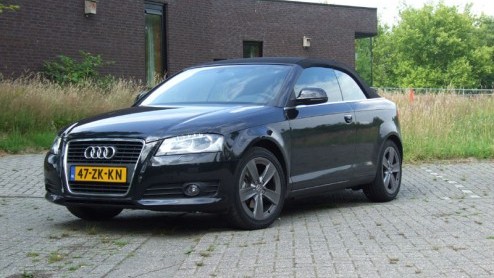 In Ingolstadt weigeren ze om met de coup-cabriolet -trend mee te gaan. Audi monteert louter canvasdaken op haar cabrios. Zo ook voor de nieuwe A3 cabriolet. En eerlijk is eerlijk, een hardtop kap ka