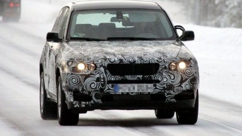 BMW heeft grootste plannen met haar X-modellijn. Met het succes van de X5, de verse X6 en de komst van de X1 kan de toch niet heel populaire X3 natuurlijk niet achterblijven. Het tussenmaatje werd in 