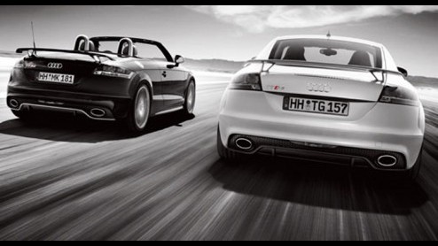 Audi heeft een nieuw topmodel voor de TT-reeks gepland. Het is de TT RS die we al meerdere malen met maar weinig verhulling wisten te signaleren. Inmiddels zijn er officile beelden opgedoken. Specs: 