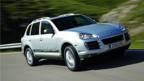 Schrok je al van de Porsche Cayenne Diesel, wat te denken van een Cayenne S Hybrid? Vandaag bereikt ons meer informatie omtrent deze relatief efficinte high-tech mastodont, met 3.0 TFSI aan boord. En