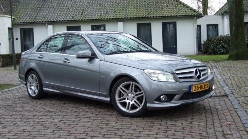 Tja, bij het zien van de naam BlueEfficiency denk je niet direct aan sportieve prestaties. Nee, het milieu staat centraal dus het zal allemaal wel niet zo snel gaan. Nou, dan heb je het in dit geval g