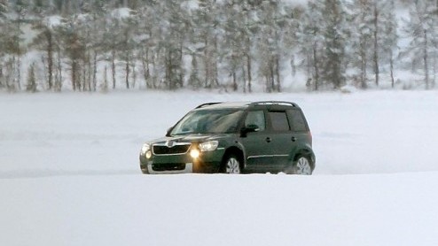Op dit moment heeft Skoda nog geen compacte SUV in het modelgamma. Met de komst van de Yeti  na een studiemodel straks definitief te zien in Geneve  komt daar spoedig verandering in. Niet zo gek dat