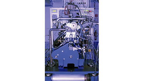 BMW draagt waterstoftechniek een warm hart toe. Hun laatste hoogstandje is een nieuwe waterstofmotor die tweemaal efficinter is dan een conventionele benzinemotor. Als het om rendement gaat evenaart 