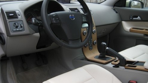 Sinds een aantal jaar zijn zuinige en schone modellen bij veel merken belangrijker dan ooit. Volvo startte eind vorig jaar een stevig offensief met DRIVe-modellen. Binnen een mum van tijd presenteerde
