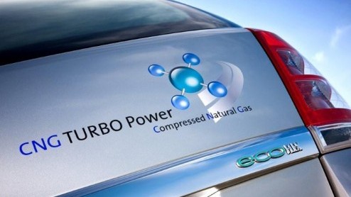 Opel heeft alle vertrouwen in aardgas als schoner alternatief voor een benzine- of dieselmotor. Naast de toch ietwat tamme Zafira 1.6 CNG (94 pk) komt de fabrikant nu met een 1.6 Turbo op aardgas. Kij