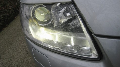 Grote kans dat wanneer de geslaagde zakenman bij de baas mag aankloppen voor een nieuwe auto van de zaak, het een Audi A6 is. Dat deze forse middenklasser met recht tot twee maal toe Zakenauto van het
