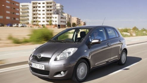 Ook Toyota omarmt de slooppremie voor oude autos, die vandaag van start is gegaan. Het merk verhoogt het subsidiebedrag van de overheid naar maximaal 2.000 euro bij aanschaf van een nieuwe of gebruik
