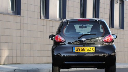 De maand mei ligt alweer achter ons en dus kan de balans van autoverkopen weer worden opgemaakt. Er zijn 31.105 autos geregistreerd, een daling van 32% ten opzichte van 2008. In de eerste vijf maande