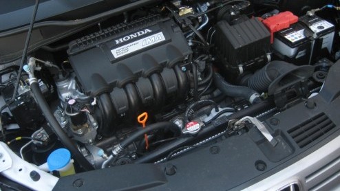 Zuinig rijden valt of staat met de rijstijl van de bestuurder. Daarom heeft Hondas nieuwe hybride een boordcomputer gekregen, die als leermeester fungeert. Autovandaag gaat op cursus met de Honda I