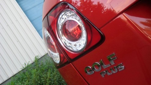 De Volkswagen Golf Plus was bij zijn introductie in 2005 aanvankelijk bedoeld als praktische opvolger van de vierde generatie Golf Variant. Daar kwam het merk echter op terug, de Plus trok namelijk he