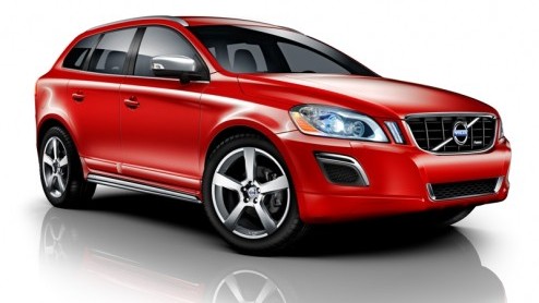 Oogt de Volvo XC60 niet vlot genoeg? In navolging van diverse andere Volvo-modellen is nu ook het nieuwste familielid met het R-Design pakket leverbaar. Het sportieve outfit bestaat zowel uit aankledi