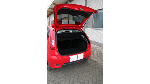 Ze zijn er nog, sportieve autos voor een nette prijs. We reden de zeer betaalbare Ford Fiesta ST  vanaf 21.115 euro  en hadden een week lang veel rijplezier. Want deze auto maakt zijn naam helemaal