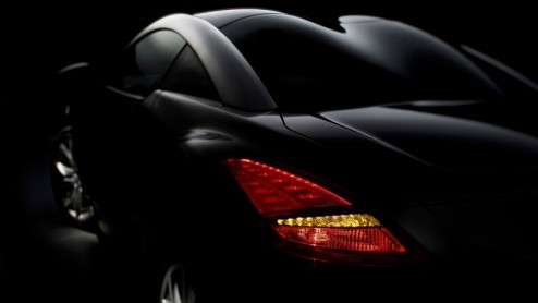 Het tonen van een studiemodel in 2007 is Peugeot m niet vergeten. De 308 RCZ coup gaat daadwerkelijk in productie. Na diverse spionagebeelden gezien te hebben geeft het merk nu zelf enkele teasers v