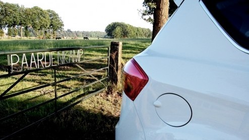 Ford was als Europese autofabrikant relatief laat met het bestormen van het compacte SUV-segment. De Kuga pakte wel direct serieus uit met zijn uitgesproken design en strakke rijeigenschappen. Maar, m