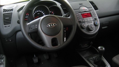 Wie zich opvallend door het verkeer wil loodsen kan sinds kort ook bij Kia terecht. De eigenzinnig ontworpen Kia Soul steekt namelijk met kop en schouders boven zijn familieleden uit. Speciaal voor de