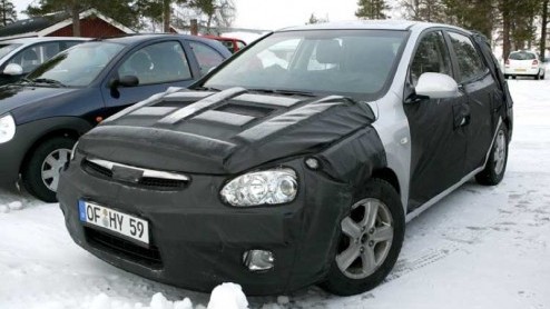 Hyundai treedt het komende jaar in de voetsporen van Kia met een nieuwe middenklasser die vermoedelijk Arnejs gaat heten. Net als de Kia Cee'd is ook deze auto speciaal voor de Europese markt gemaakt,