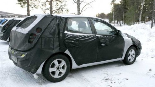Hyundai treedt het komende jaar in de voetsporen van Kia met een nieuwe middenklasser die vermoedelijk Arnejs gaat heten. Net als de Kia Cee'd is ook deze auto speciaal voor de Europese markt gemaakt,