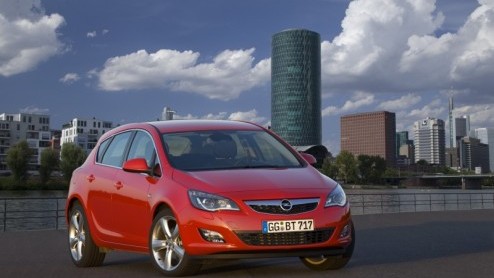 Voor Opel staat de IAA Frankfurt in het teken van de nieuwe Astra. Beelden en de eerste details zijn al bekend gemaakt; vandaag is het motorpalet aan de beurt. De Duitsers pakken uit met krachtige en
