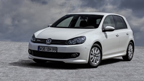 Volkswagen gaat de IAA-show stelen met drie nieuwe BlueMotion-modellen. Zowel de Golf als Polo staan schitteren in deze spaarzame uitvoering, waarbij de Benjamin van het stel een ware 3-literauto word