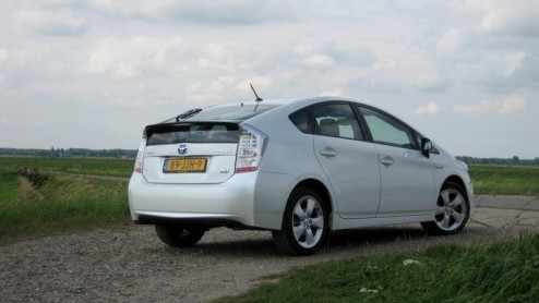 Het zal geen nieuws zijn: de Toyota Prius is mateloos populair. Niet in de laatste plaats door zijn financile aantrekkingskracht. Onze overheid trakteert deze CO2-kampioen maar al te graag op een BPM