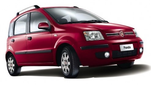 Groot nieuws! De Fiat Panda krijgt een update! De nog altijd populaire Benjamin uit de Fiat-stallen gaat 2010 niet alleen in met met kleine wijzigingen aan de carrosserie, ook onder de motorkap is de 