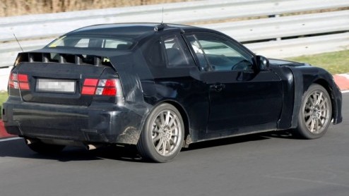 Het is al even duidelijk geworden dat Subaru en Toyota de handen ineen hebben geslagen om een nieuw scheurijzer te ontwikkelen. Terwijl we het op de Tokyo Motor Show moeten doen met het FT-86 studiemo