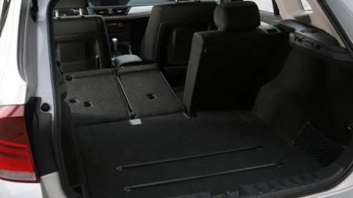 BMW komt de laatste tijd verrassend uit de hoek met nieuwe modellen. Met de excentrieke X6 nog altijd scherp op ons netvlies, en het recente startschot van de upper-class 5-GT laat het merk zien er ge