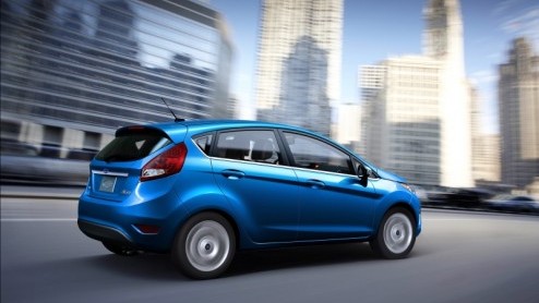 Ford heeft de nieuwe Fiesta ontwikkeld als ONE Ford wereldauto. De Duitsers willen met de compacte auto  waarvan er al een half miljoen verkocht zijn - nu ook de Amerikanen gaan plezieren die een maa