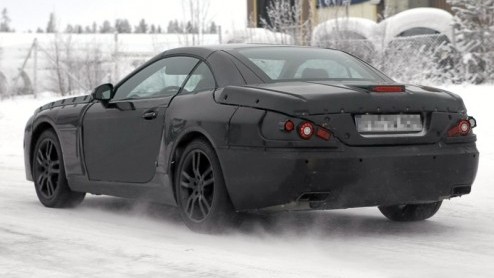 SLR, SLS, SLK en SL; als het om sportieve roadsters gaat weet Mercedes-Benz wel van wanten. De Duitsers hebben ondertussen hun zinnen gezet op een nieuwe generatie SL, bedoeld voor 2012. Het resultaat